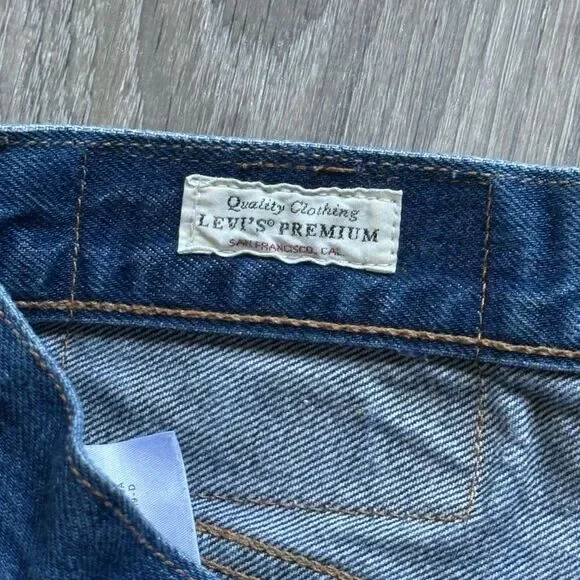 Levis 501 Denim Cut Off Shorts Size 32 - Picture 7 of 9